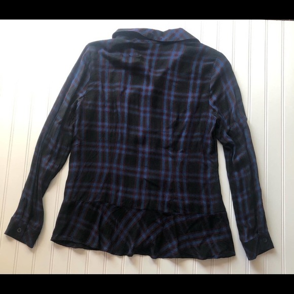 Cabi Moody Check Plaid Peplum Shirt Blue Black Size Medium Button Down casual - Picture 11 of 14
